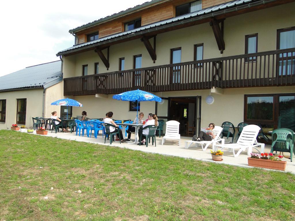 Village Vacances Passion Georges Moustaki Les Moussieres Exterior photo